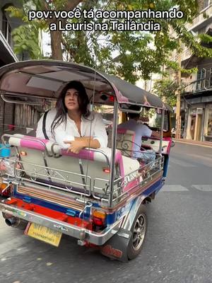 A post by @leuriscleia on TikTok caption: the new yOoOrk #viagem #humor #tailandia 