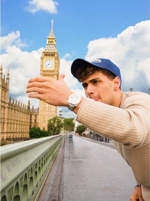 A post by @faffapix on TikTok caption: Result of the previous video😎How to be always on time! Let’s go check the backstage💪🏼 #teamfaffapix #london #bigben #time