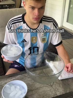 A post by @jynxziontwitch on TikTok caption: Bro thinks he's Ashton Hall 