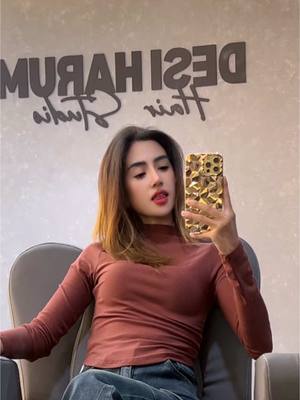 A post by @vennyalberti165 on TikTok caption: New style  #fyp 