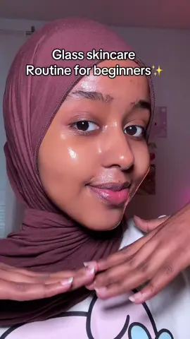 A post by @iconicyellow on TikTok caption: Glass skin routine for beginners✨🥰 #isntree #SkinCare #kbeauty #glassskin #glassskinroutine #ttshop @Isntree US Shop AD