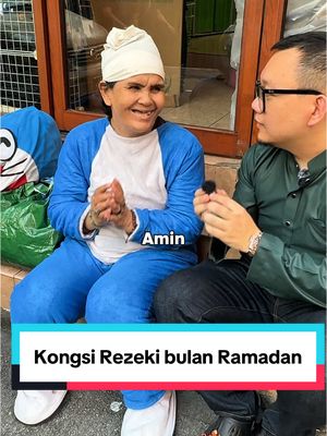 A post by @ahkaiwanglama on TikTok caption: Ah Kai kongsi rezeki bulan Ramadan #AhKai #AhKaiWangLama #KongsiRezeki #ramadan 