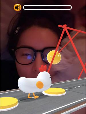 A post by @queengyeon on TikTok caption: เสียงไก่หรือเสียงโลมา เอาดีดี 🐣 #queengyeon #LIVELegendTH