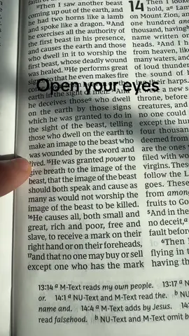 A post by @3rnestito on TikTok caption: #greenscreen #God #Jesus 