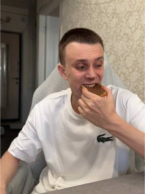 A post by @guryan_off on TikTok caption: Пробовали? Открыли для себя новую вкусняху #гурьянов #юмор #guryan_off 