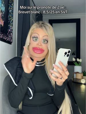 A post by @loukaki24 on TikTok caption: Après elle m’avait prévenu qu’elle avait foiré physique-chimie et SVT 😭