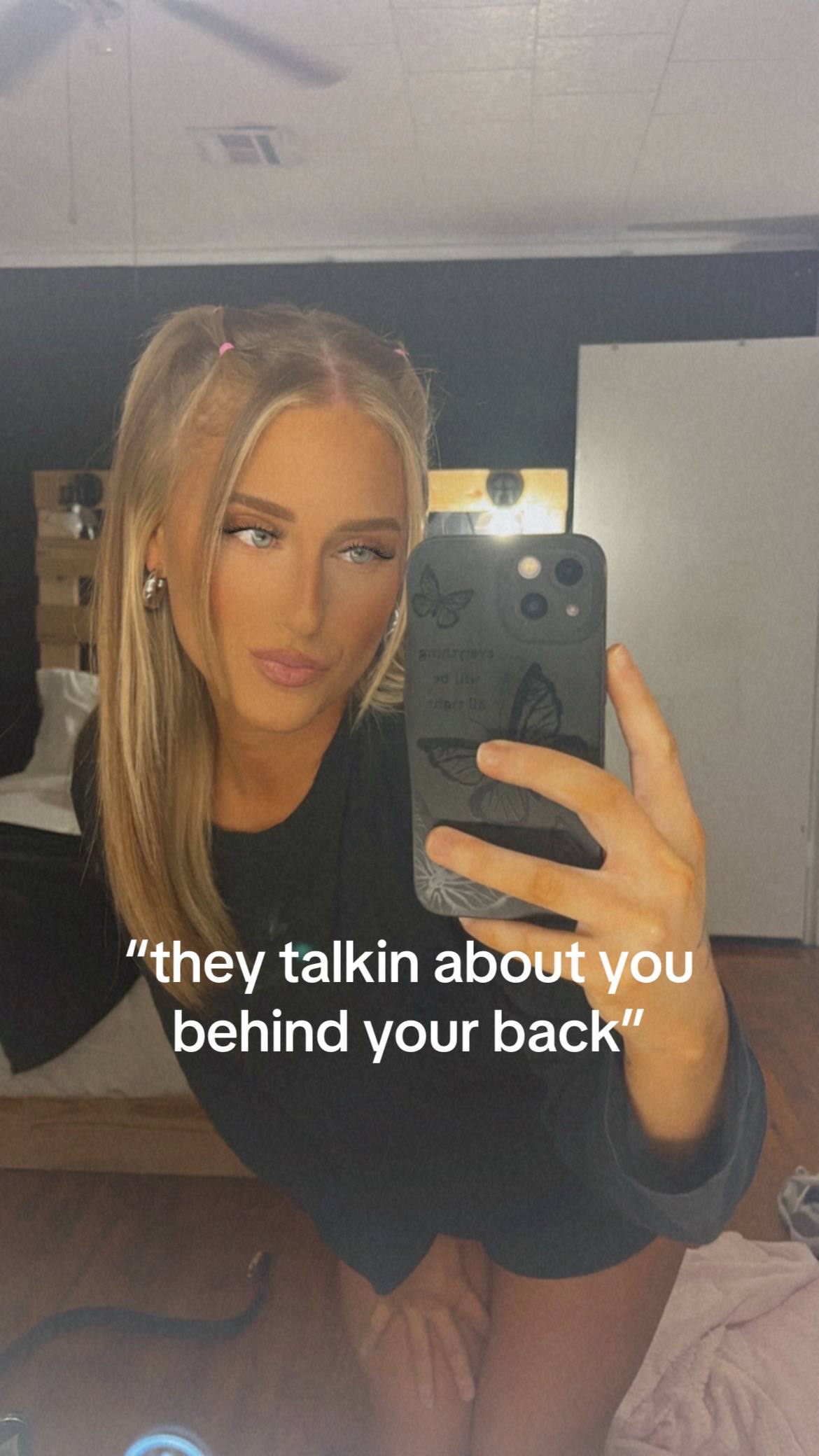 A post by @jasmineblayne on TikTok caption: #foryou #photos #gymgirlsoftiktok #kissit