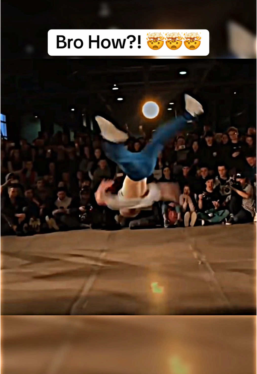A post by @newdancetv on TikTok caption: Bboy Bumblebee #bboy #breakdance #dancebattle #baile #viral #xyzbca #respect #fypシ 