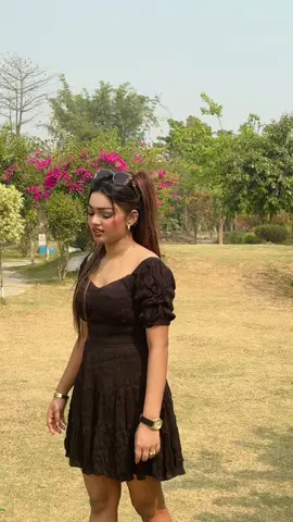 A post by @sherni1623 on TikTok caption: Ek number hu me 🥰❤️