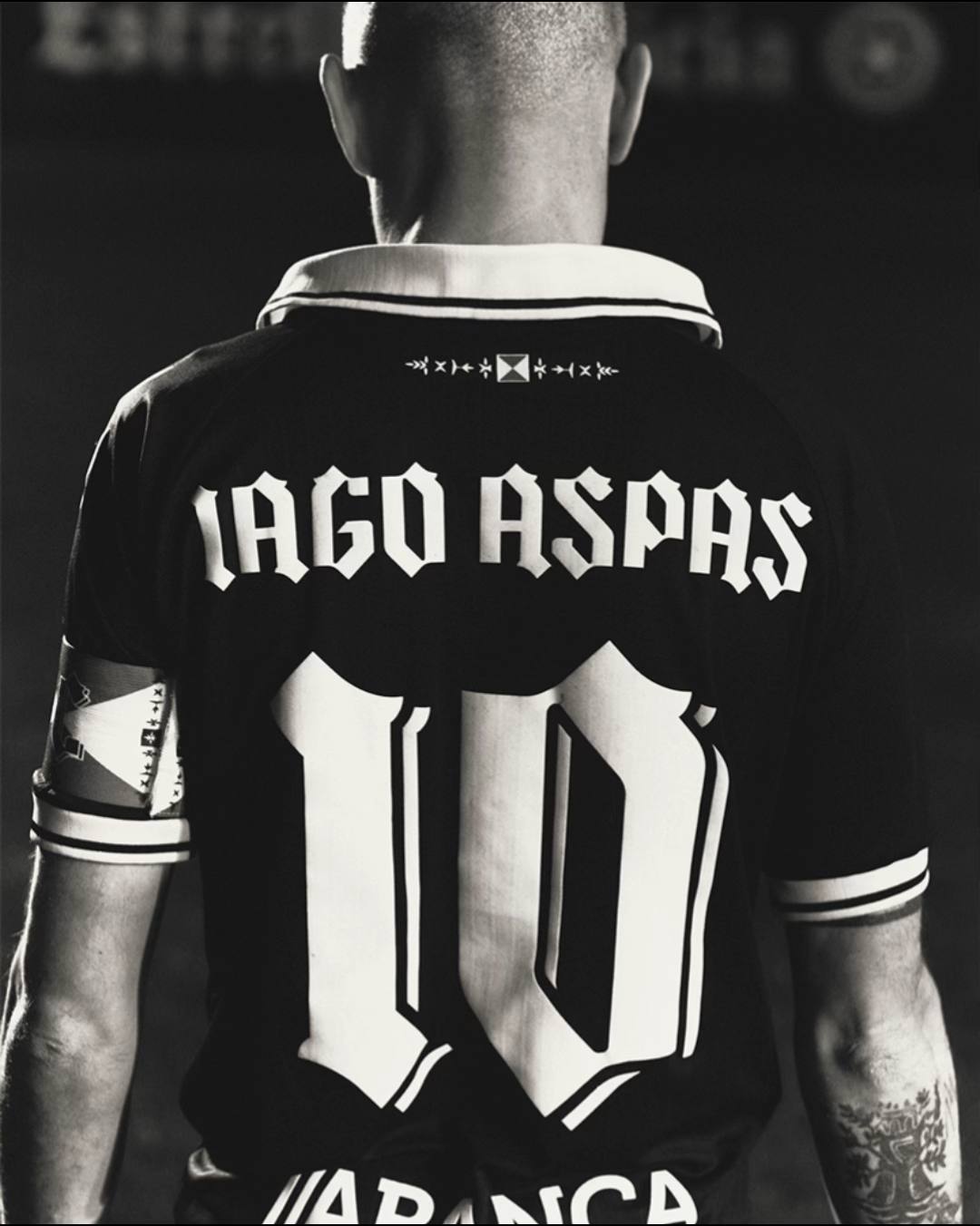 A post by @rccelta on TikTok caption: Os nosos vestirán ante Las Palmas unha camiseta chea de raíces, identidade e orgullo. Los nuestros vestirán ante Las Palmas una camiseta llena de raíces, identidad y orgullo. Our boys will wear this new shirt vs Las Palmas. A shirt full of roots, identity and proudness.  Unha edición especial inspirada en “Oliveira dos Cen Anos” para celebrar a Reconquista de Vigo. Á venda o luns 31 de marzo. #RCCelta #NewKit #FootballShirt #OliveiraDosCenAnos #LaLigaEaSports 