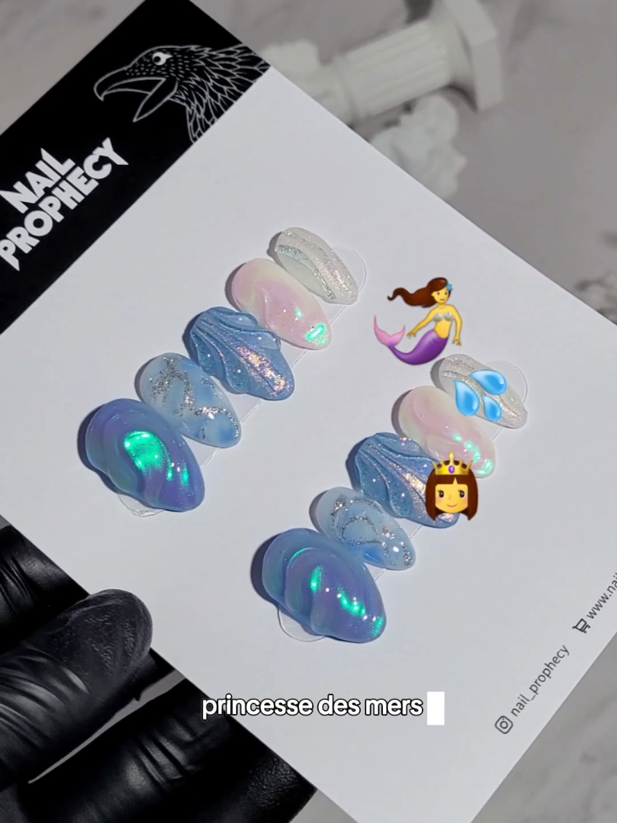 A post by @nail.prophecy on TikTok caption: Le dernier c'est pépite✨️🥹 #fauxongles #pressonnails #fauxonglesreutilisables #nails #nailart 