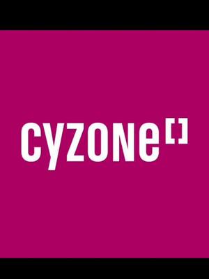 A post by @karolsevillaokay on TikTok caption: Algunos de Los pequeños trucos de su rubia de confianza con mis productos favoritos de @Cyzone 💄son top y obvio los amooo!! ✨️❤️‍🩹🎀🪄👑