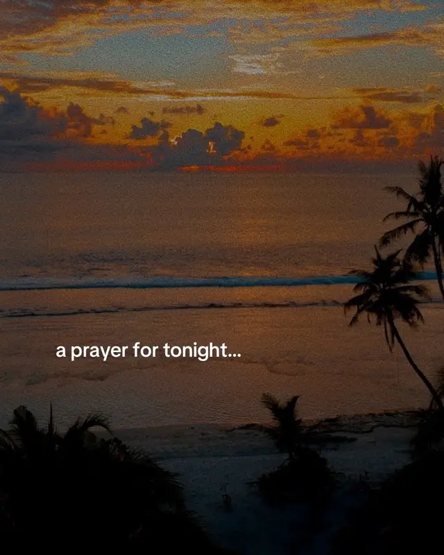 A post by @ on TikTok caption: #pray #bedtimeprayer #god #christian #fypシ 