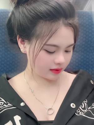 A post by @chanh_yang3 on TikTok caption: #ขึ้นฟีดเถอะ #รักถือเก่า 