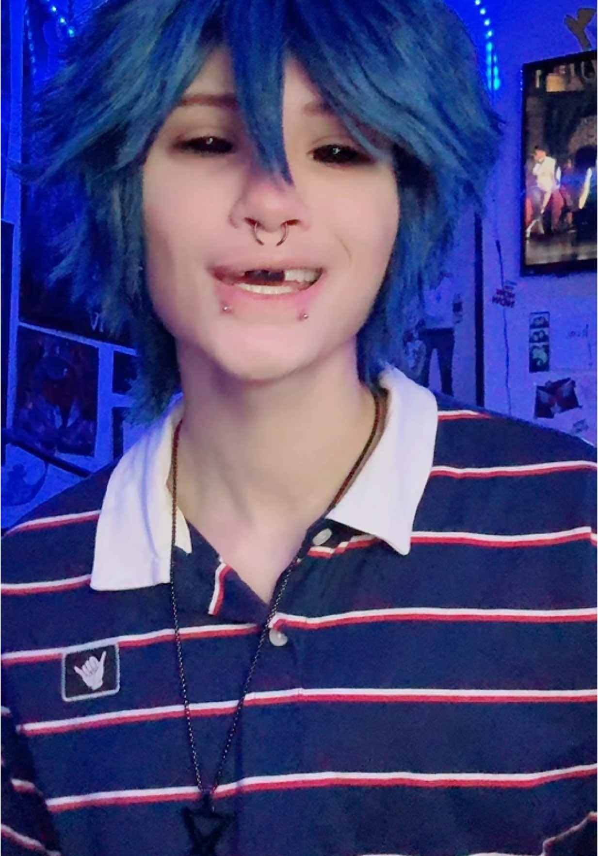 A post by @stupothead on TikTok caption: GORILLAZ RELEVANT AGAIN 🗣️⁉️ WAHOOO // This was a quick little cosplay I wanted to do since I haven’t been able to cosplay recently:3 I’m planning on redoing my Tranz outfit next :000 OK BYE ##cosplay##gorillaz##gorillazcosplay##2dgorillaz##gorillaz2d##2dgorillazcosplay##stuartpot##2dcosplay#sillygoose