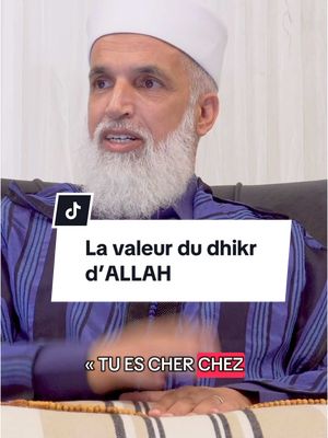 A post by @marocspirituel on TikTok caption: « La valeur du Dhikr d’ALLAH » par Sheikh Abdul Aziz Al-Amghari  📿 des assises de dhikr sont organisées partout en France et à l’étranger.  Ces assises hebdomadaires invitent à la connaissance, et au souvenir d’ALLAH. Pour y participer, inscris-toi dans le lien disponible dans notre profil 👉 #fyp #islam #allah #abdulazizalamghari #spiritualité #dhikr #cheikh #marocspirituel 