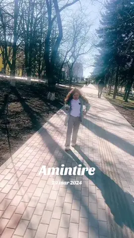 A post by @valiusha2015 on TikTok caption: #amintire #🥰🥰🥰🥰🥰🥰🥰🥰🥰🥰 
