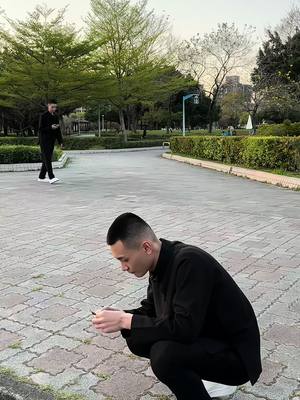 A post by @mix_1357 on TikTok caption: 也是搖起來了 老鐵#tiktok #推薦 #上推薦通知我 #pk #流量 #推し #tiktokgiaitri #抖音爸爸別限我流 