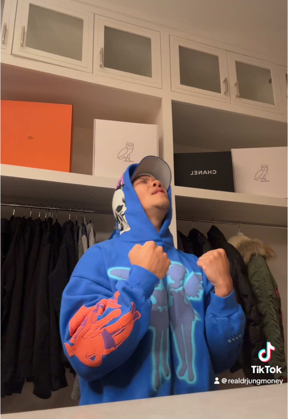 A post by @realdrjungmoney on TikTok caption: Can’t get this song out of my head.. on repeat at the office, on repeat in the OR … another banger .. #fyp #drake #partynextdoor #someonelovesyou 
