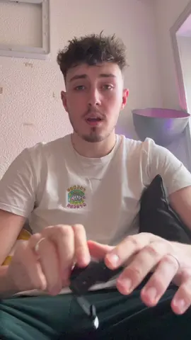 A post by @nathan_spt_ on TikTok caption: Franchement c’est mon indispensable au quotidien #sommeil #sommeilprofond #pavlock #montre #reveil #problemereveil #matin 