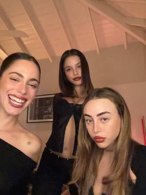A post by @emiliamernes on TikTok caption: 🧊🧊🧊🧊🧊🧊🧊🧊 @naiki @TINI 