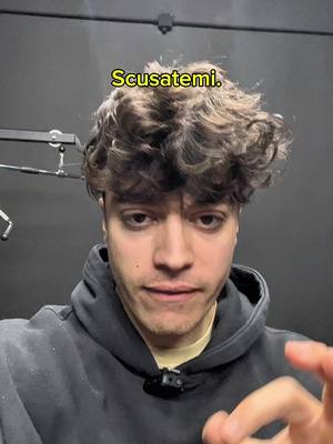A post by @nacciflex on TikTok caption: Scusate .