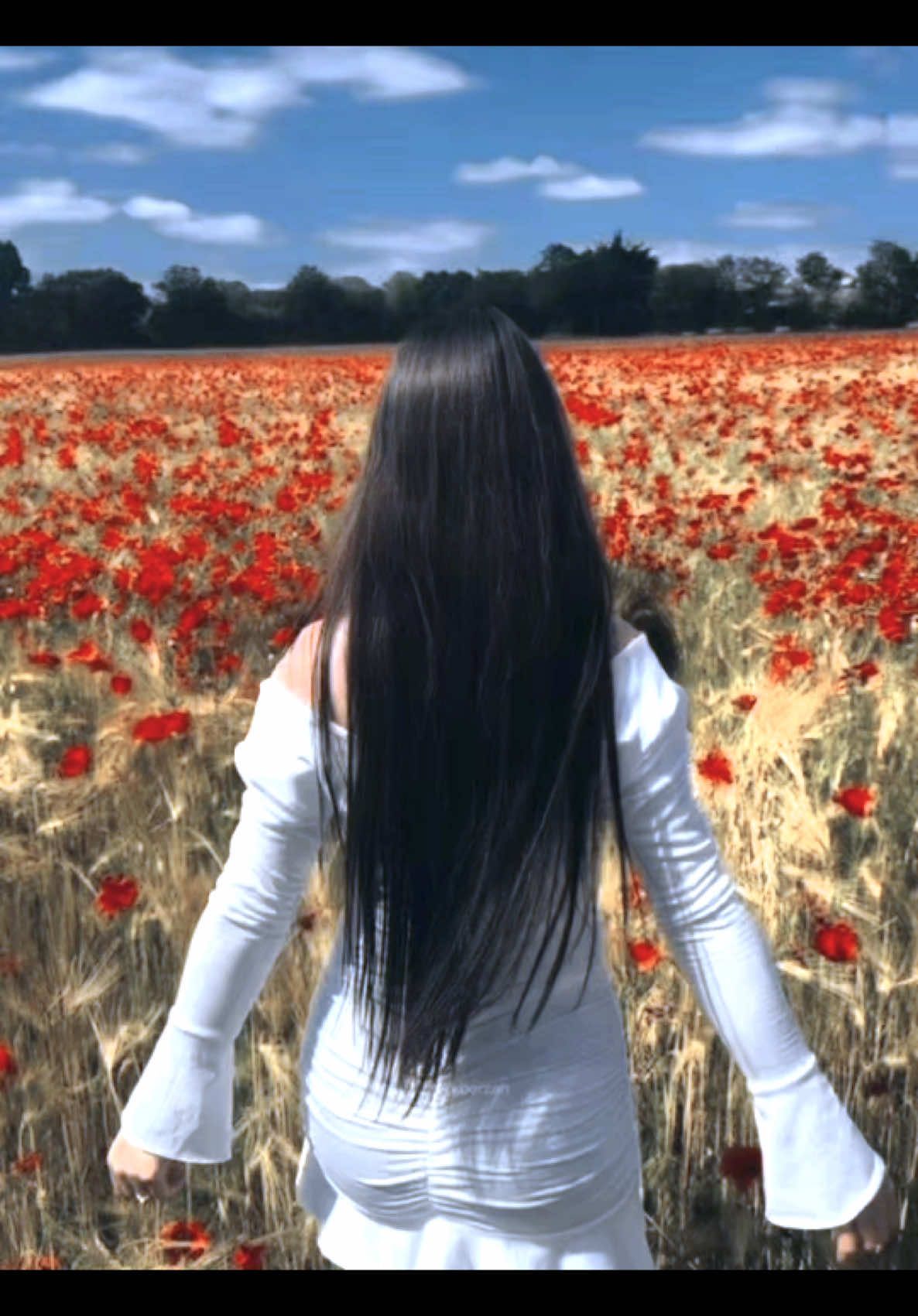 A post by @ralucaminca11 on TikTok caption: #CapCut #fy #fyp 