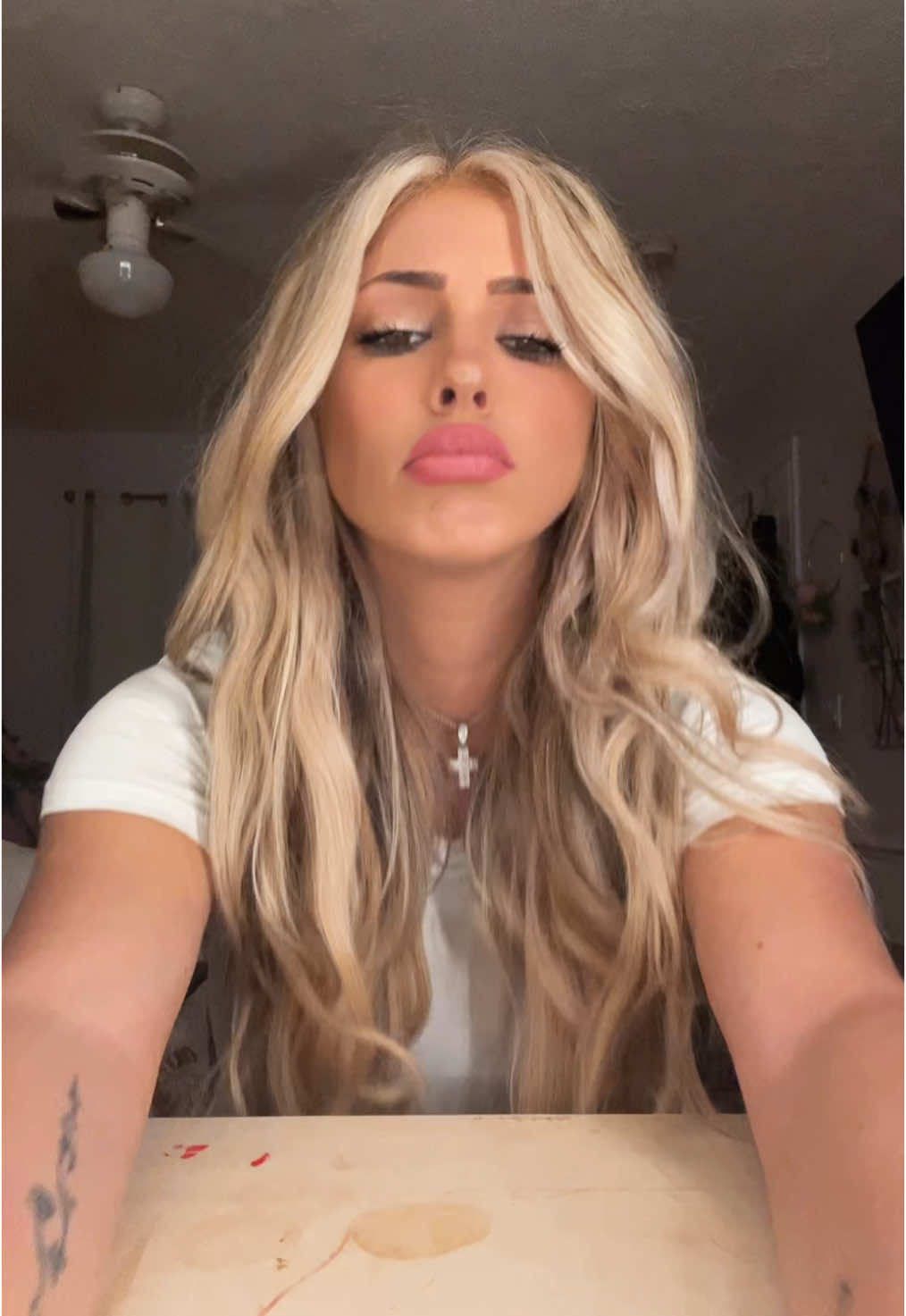 A post by @gennaannn on TikTok caption: my slow music >>