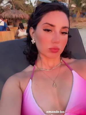 A post by @melanypaez1 on TikTok caption: #puertoescondido #oaxaca #atardecer 
