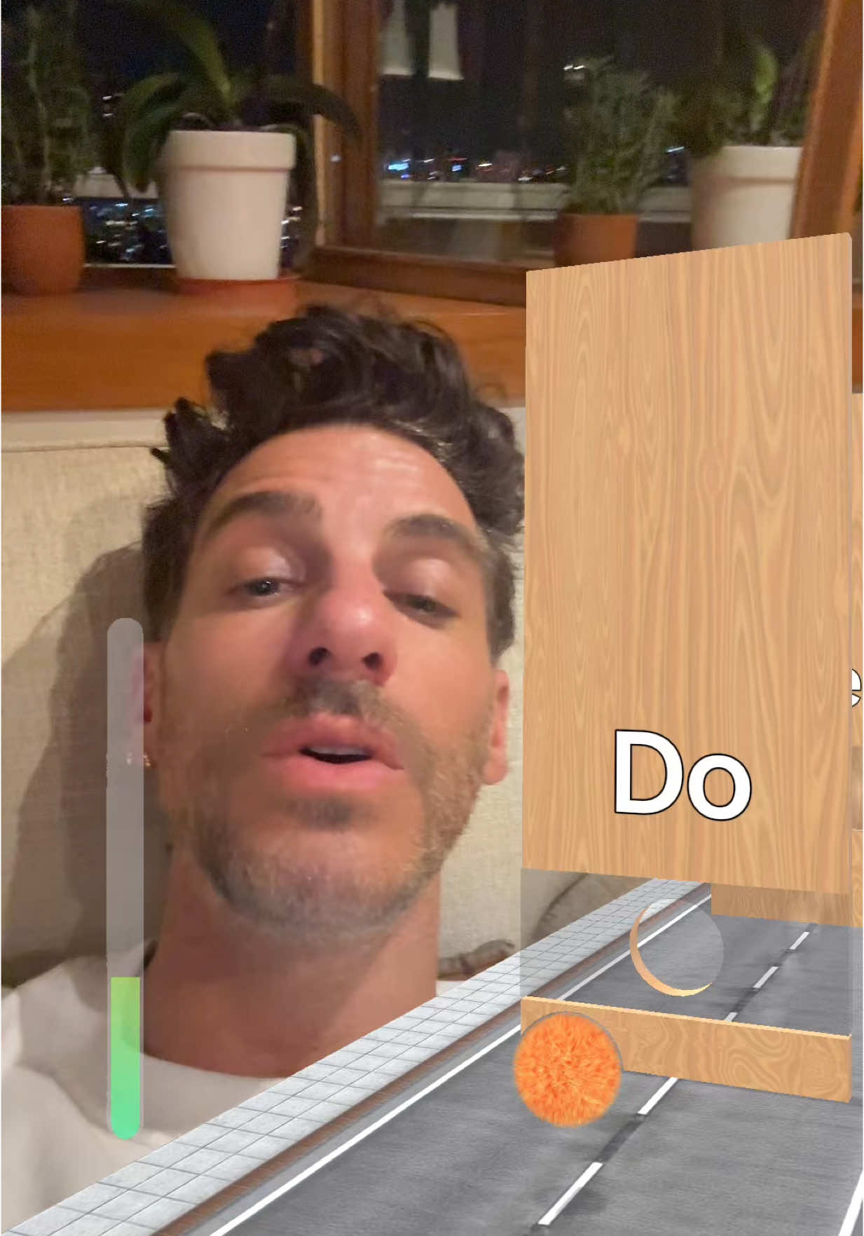 A post by @erickeliasoficial on TikTok caption: Wait till the end…. #danielaromo  