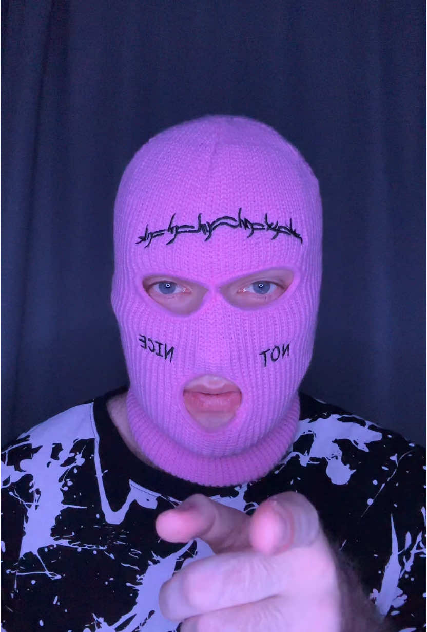 A post by @pavlent1i on TikTok caption: Отправь своему другу.