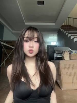 A post by @jillianwxrd on TikTok caption: as a construction girlie for today haha
