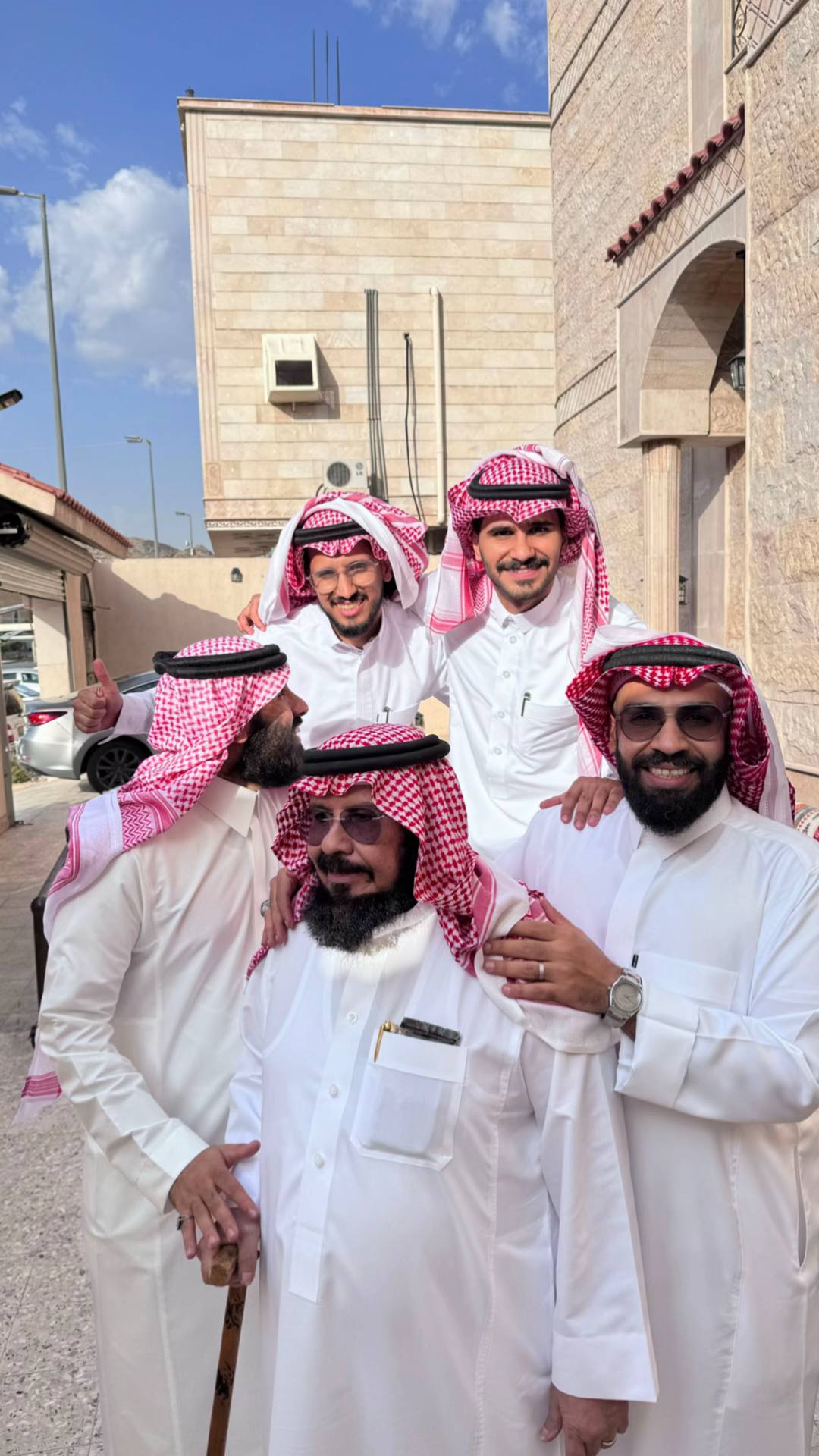 A post by @ii94a on TikTok caption: الفترة الماضية كان يمر الوالد بوعكة صحية والحمدلله على سلامته 