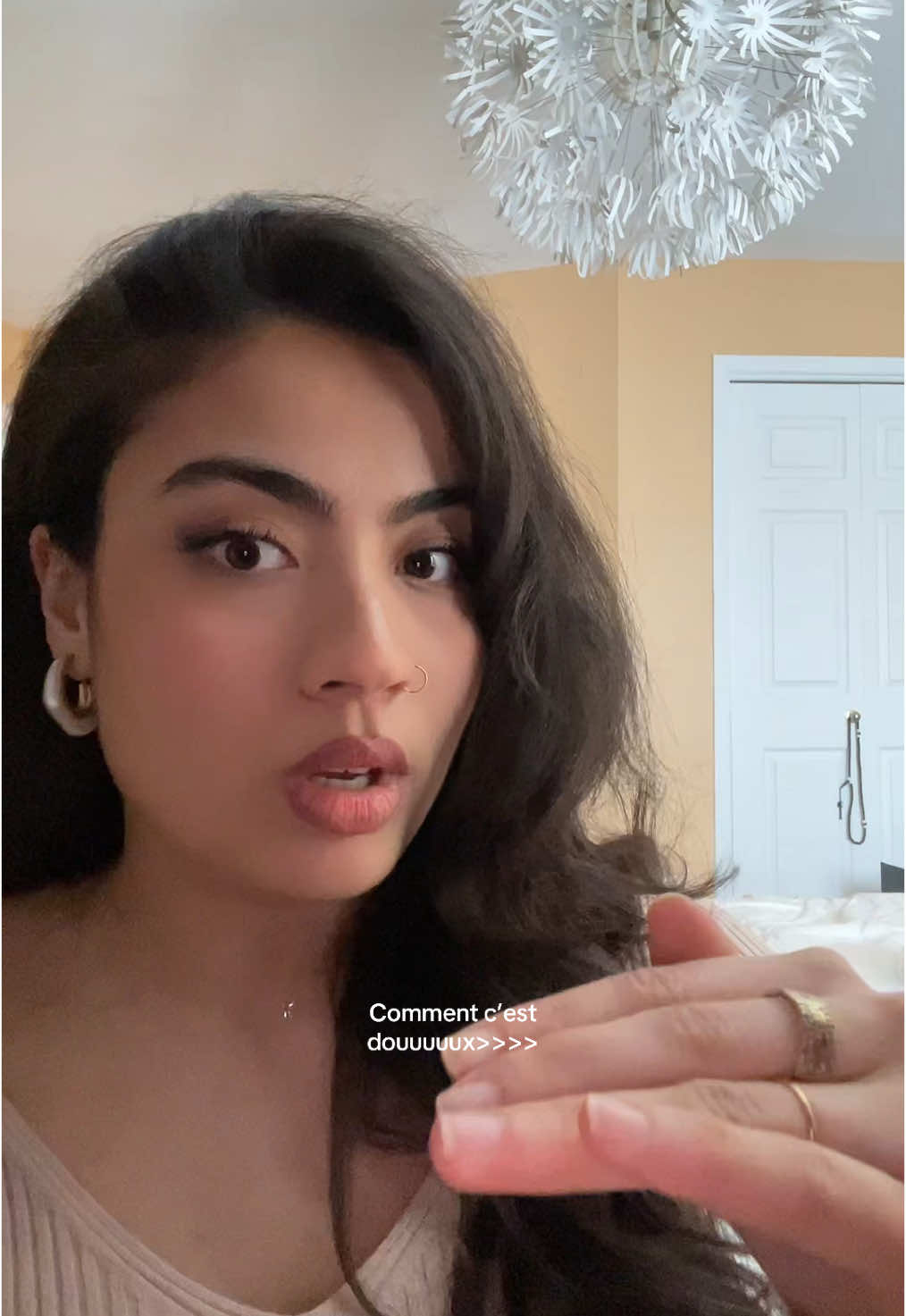 A post by @fratoos on TikTok caption: Je vous aimes mes girls<333 #pourtoi  #amitié 