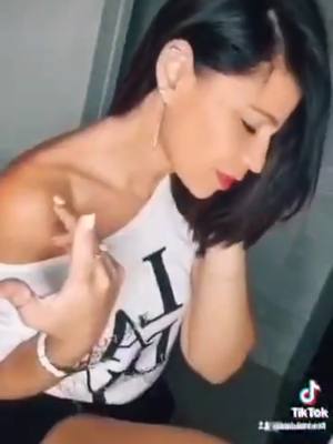 A post by @just_moi_cat on TikTok caption: heyyy oui .... #pourtoi #foryoupage❤️❤️ #tik_tok #fyp #justemoi #forte 
