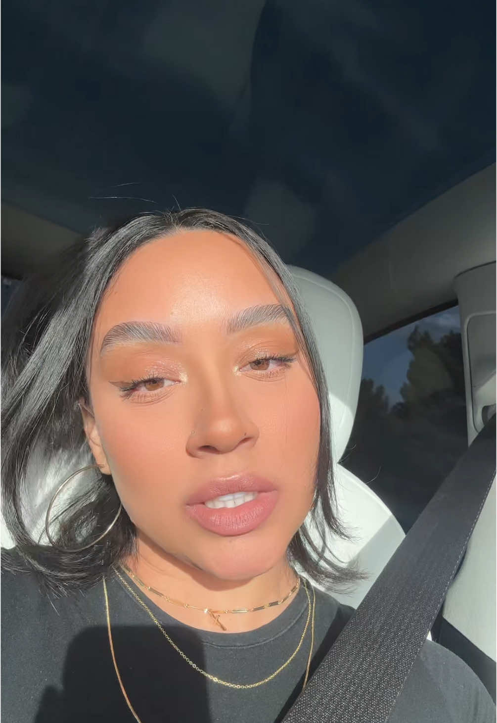 A post by @jachelle25 on TikTok caption: ☮️☮️☮️