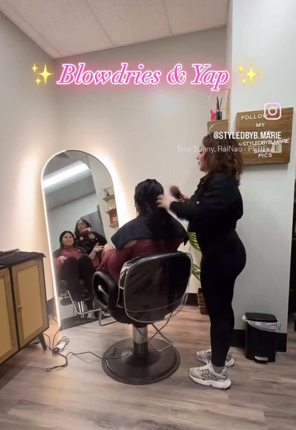 A post by @bmariee3 on TikTok caption: The tea is hot, but the blow dry is hotter 🔥🤭 #houstonhairstylist StyledByB #HoustonStylist #HTXHair #BlowoutMagic #HoustonHair #HtownBeauty #SilkPressHouston #HoustonSalon #HairGoalsHTX #houstonblowouts #houstonblowdrybar #houstonblowoutqueen #richmondtxhairstylist #richmondtxhair #richmondtxhairsalon #richmondtxhairstyling