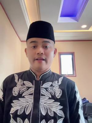 A post by @ronkads_2 on TikTok caption: Mohon maaf lahir batin warga tiktok🤘🙏🌹🥰
