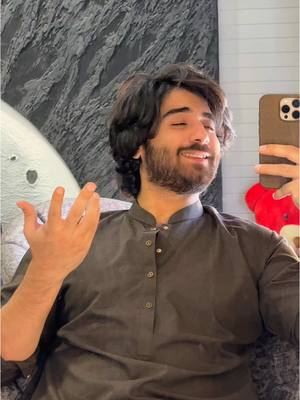A post by @umereee on TikTok caption: Kafir hi deewany thy 🔥❤️ #ufbfam #foryou 