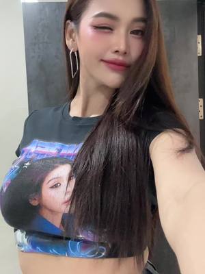 A post by @engfa32 on TikTok caption: ย้อนวันวาน (เมื่อวาน) กันหน่อย สายย่อสายโยก #อิงฟ้าวราหะ #อิงฟ้ามหาชน #engfawaraha 