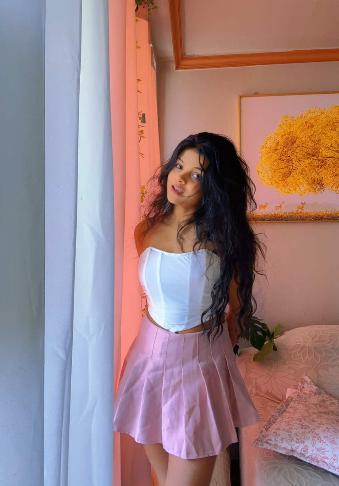 A post by @ishuthathsara0 on TikTok caption: 🌸  #foryou #fyp #fyppppppppppppppppppppppp #srilanka 