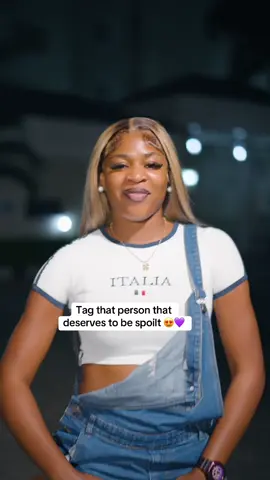 A post by @purplespeedy on TikTok caption: Mine: @Lovie🧚‍♀️☺︎︎ See the girl😍💜….. @Ugo Vibesz #purplespeedy #b#bombomm#musicn#newmusicd#dancechallengeg#goviralt#trendingf#foryouu#ugovibezu#usethissoundn#newsoundnewsoundalert 
