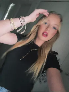 A post by @delinda__ on TikTok caption: #pourtoii #foryou 