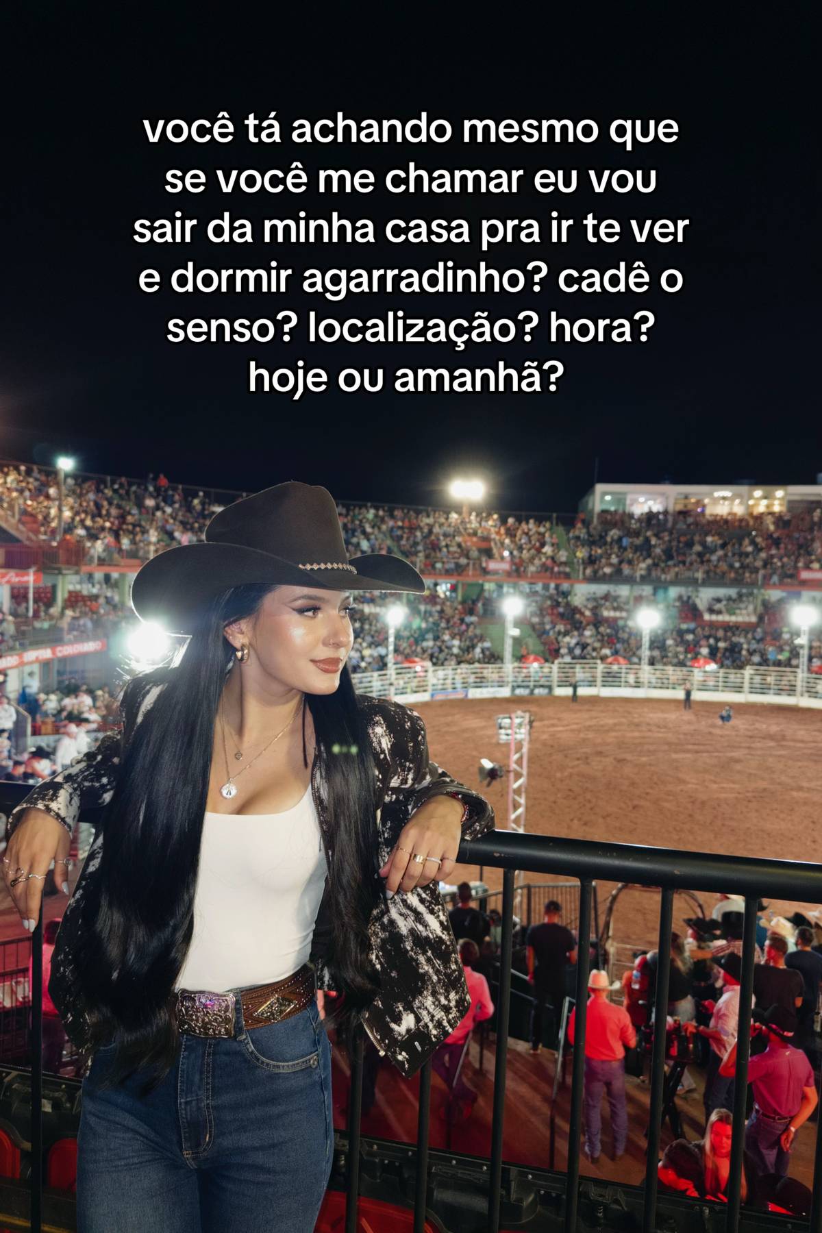 A post by @anacastelacantora on TikTok
