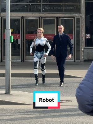 A post by @gtamillionnata on TikTok caption: #gtamillionnata  & robotvallnew