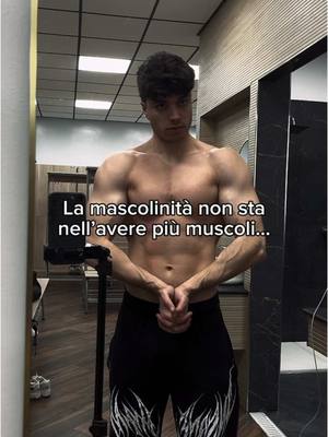 A post by @nacciflex on TikTok caption: Fate gli uomini!