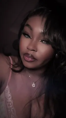 A post by @khloesgram on TikTok caption: 💕 #khloes_gram  