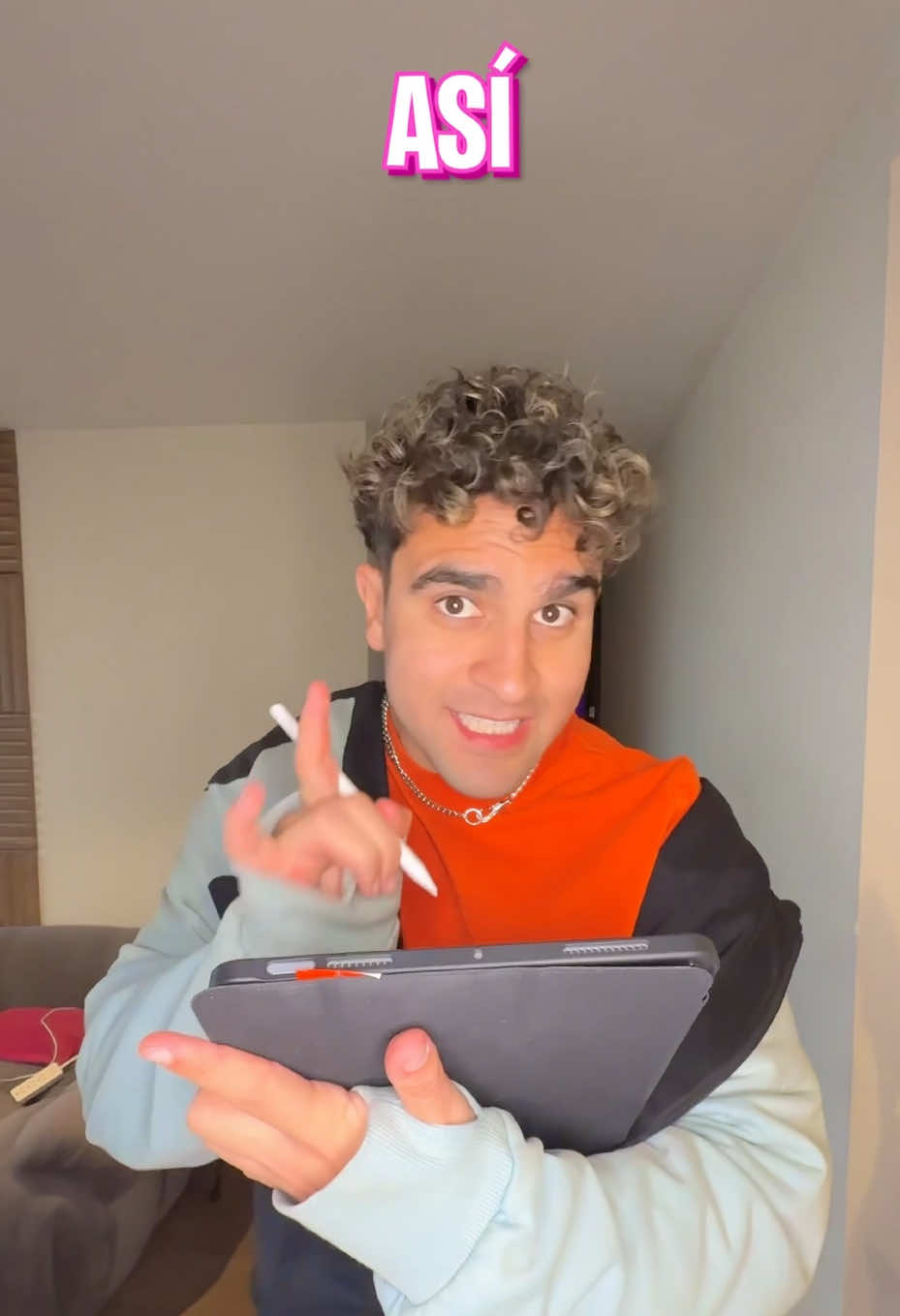 A post by @diosdadojuarez on TikTok caption: Ya no necesito destapador para las botellas 🥵