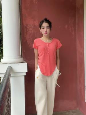 A post by @vennyalberti165 on TikTok caption: Happy Eid mubarak  #RamadanDiTikTok  #fyp 