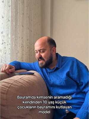 A post by @oguzhanalpdoan on TikTok caption: Bayram harçlıklarını sorar 😅
